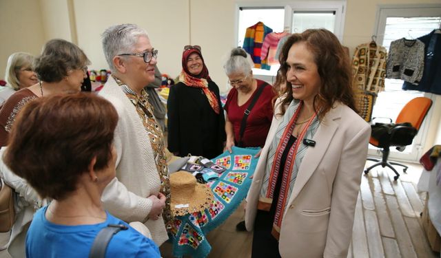 Karşıyaka'nın bilge çınarlarına dopdolu kutlama