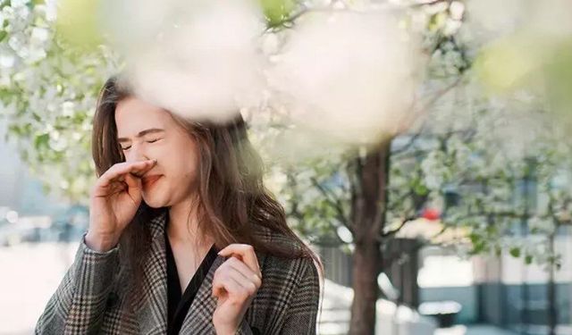 İklim değişikliği alerji sezonunu uzattı! Şikayetler şiddetleniyor: Aşı çözüm mü?