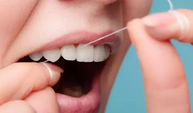 Ağız bakımının olmazsa olmazı ama zarar da verebilir! Diş ipi nasıl kullanılmalı?