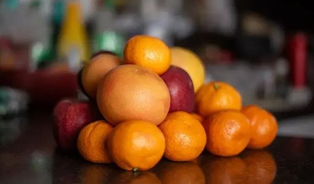 Yağlanmayı durduruyor, karaciğeri yeniliyor! İşte o 3 'can suyu' meyve