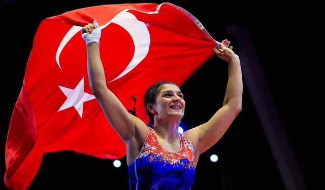 Nesrin Baş’tan Avrupa Güreş Şampiyonası’nda altın madalya
