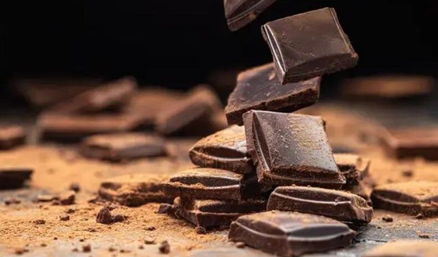 Diyet listelerinin yeni yıldızı! Bitter çikolata hakkında şaşırtan gerçek