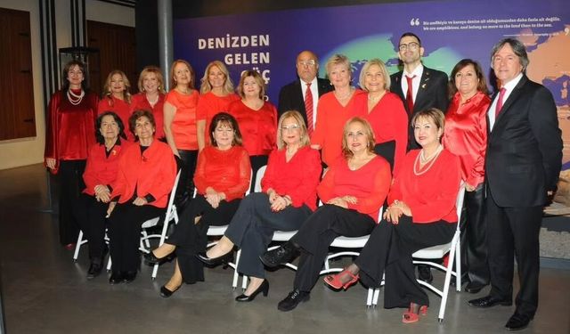 Kültürpark Tenis Spor Kulübü Korosu'ndan 'Anneler Günü' konseri
