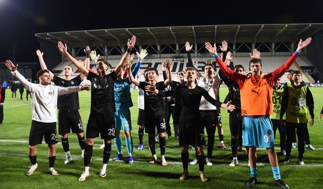 Manisa FK'dan bol gollü kapanış