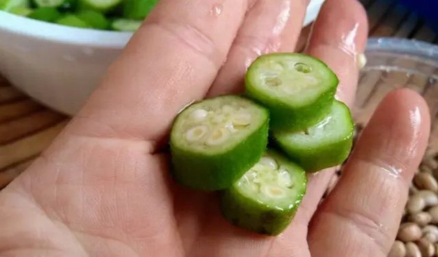 Bamya suyu cilde nasıl parlaklık kazandırıyor?
