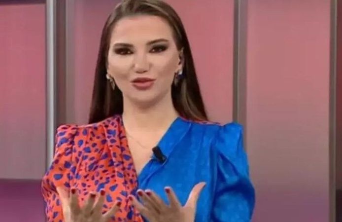 'Ünvanı sahte ' denmişti! Esra Ezmeci diplomalarını canlı yayında tek tek gösterdi