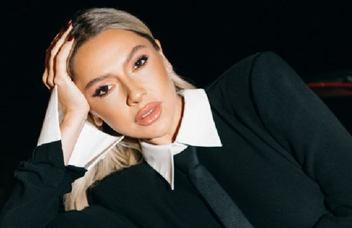 Hadise'nin Ramazan paylaşımı tepki çekti!