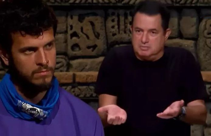 Kolundan tutup itti, üstünü parçaladı! Acun Ilıcalı sert çıktı