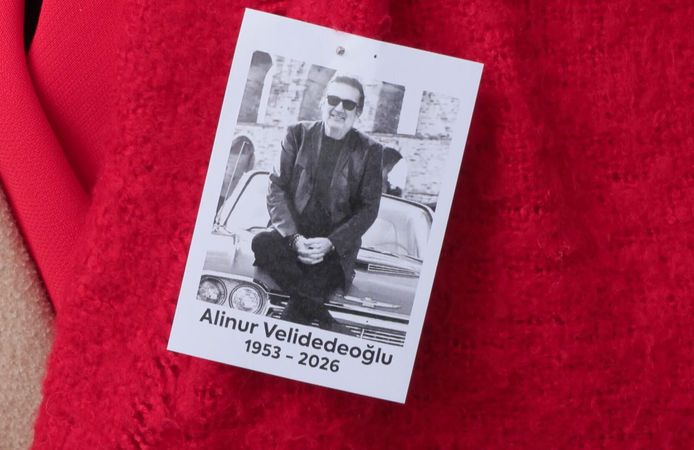 Reklamcı Alinur Velidedeoğlu son yolculuğuna uğurlandı