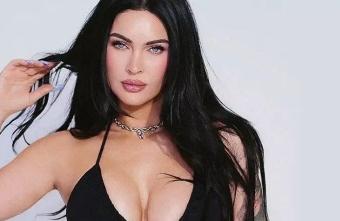 Megan Fox geri döndü! Cesur pozlarına Machine Gun Kelly dayanamadı