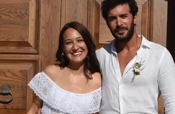 Gupse Özay, kızı Jan Asya'yı ilk kez paylaştı!