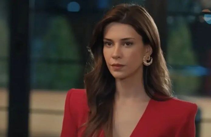 Devrim Özkan'a teklif yağıyor! Reklam kazancı dudak uçuklattı