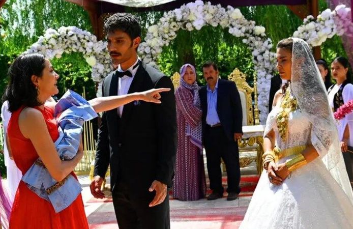 Halef'in Melek'i diziden çıkıyor mu? Aybüke Pusat için karar verildi