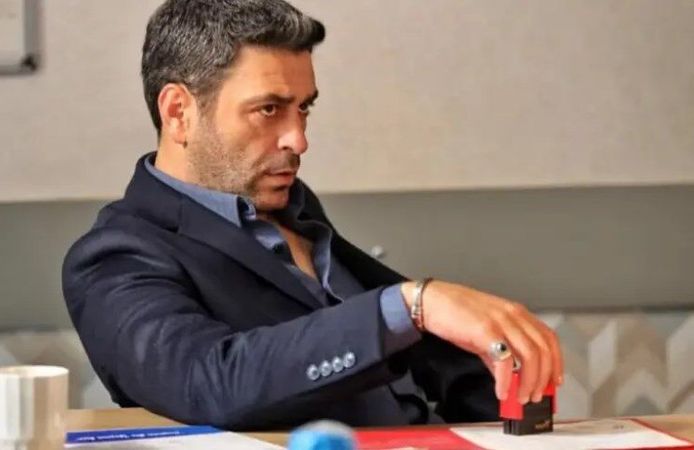 Ozan Akbaba Kars'a doğduğu eve gitti! "Garip bir his"