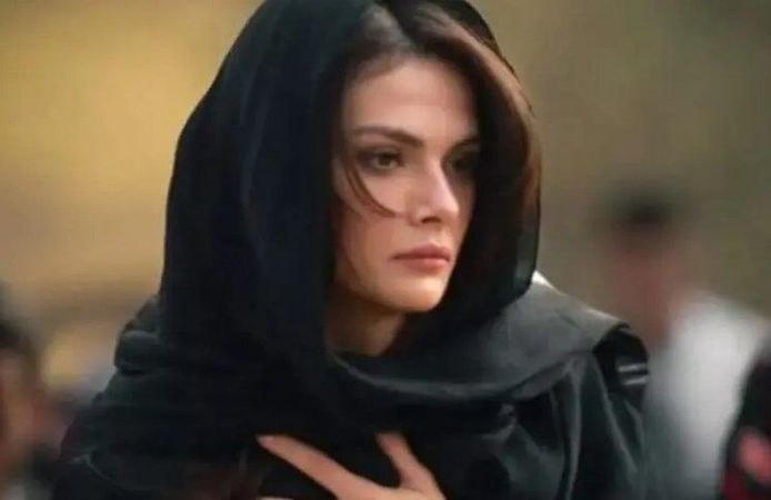 Uzak Şehir'in Alya'sı Sinem Ünsal sevgilisiyle tatilde