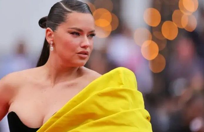Adriana Lima son haliyle konuşuldu! Yaşına kimse inanmadı