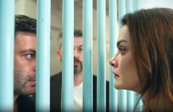 Reyting rekorları kıran Uzak Şehir'de Alya, hamile mi?