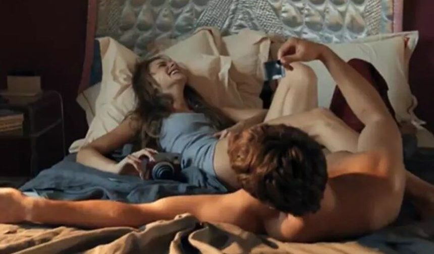 Bize Bi’şey Olmaz fragmanı gündemde! Öpüşme sahneleri konuşuldu