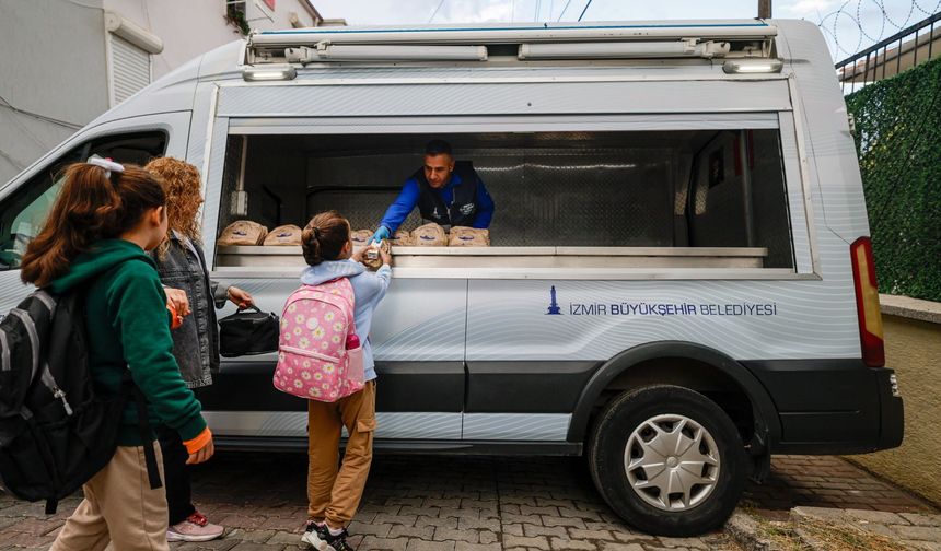 Velilerin gönlü rahat, miniklerin karnı tok