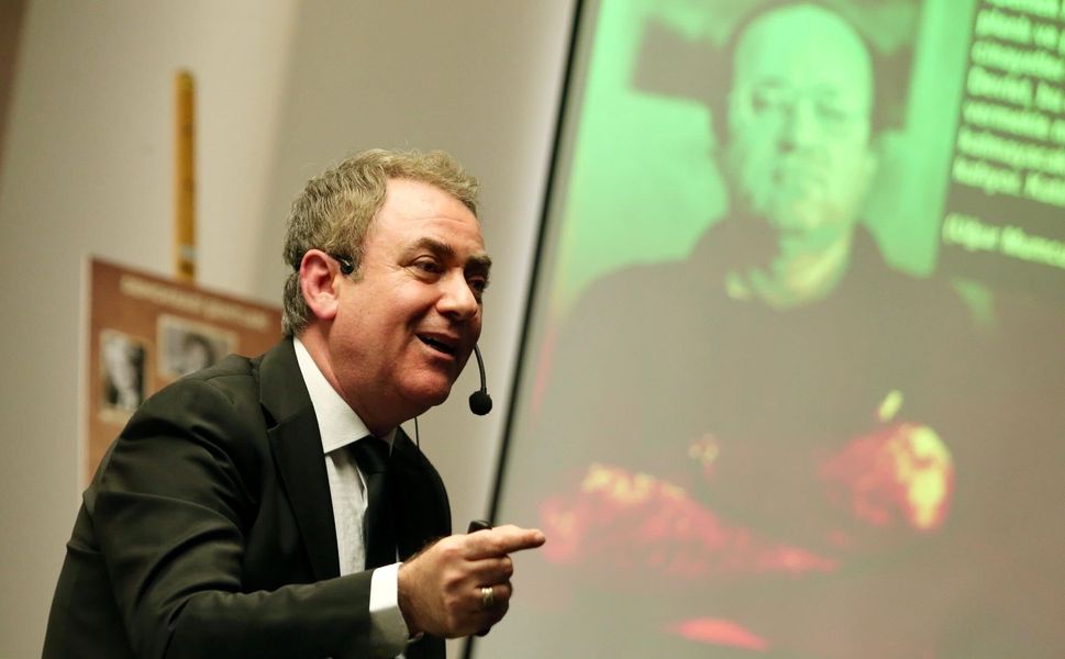 Sinan Meydan, Uğur Mumcu'nun mücadelesini Karşıyaka'da anlattı