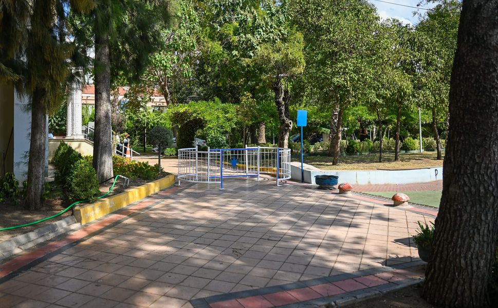 Bornova'da parkta motosiklet devri bitiyor