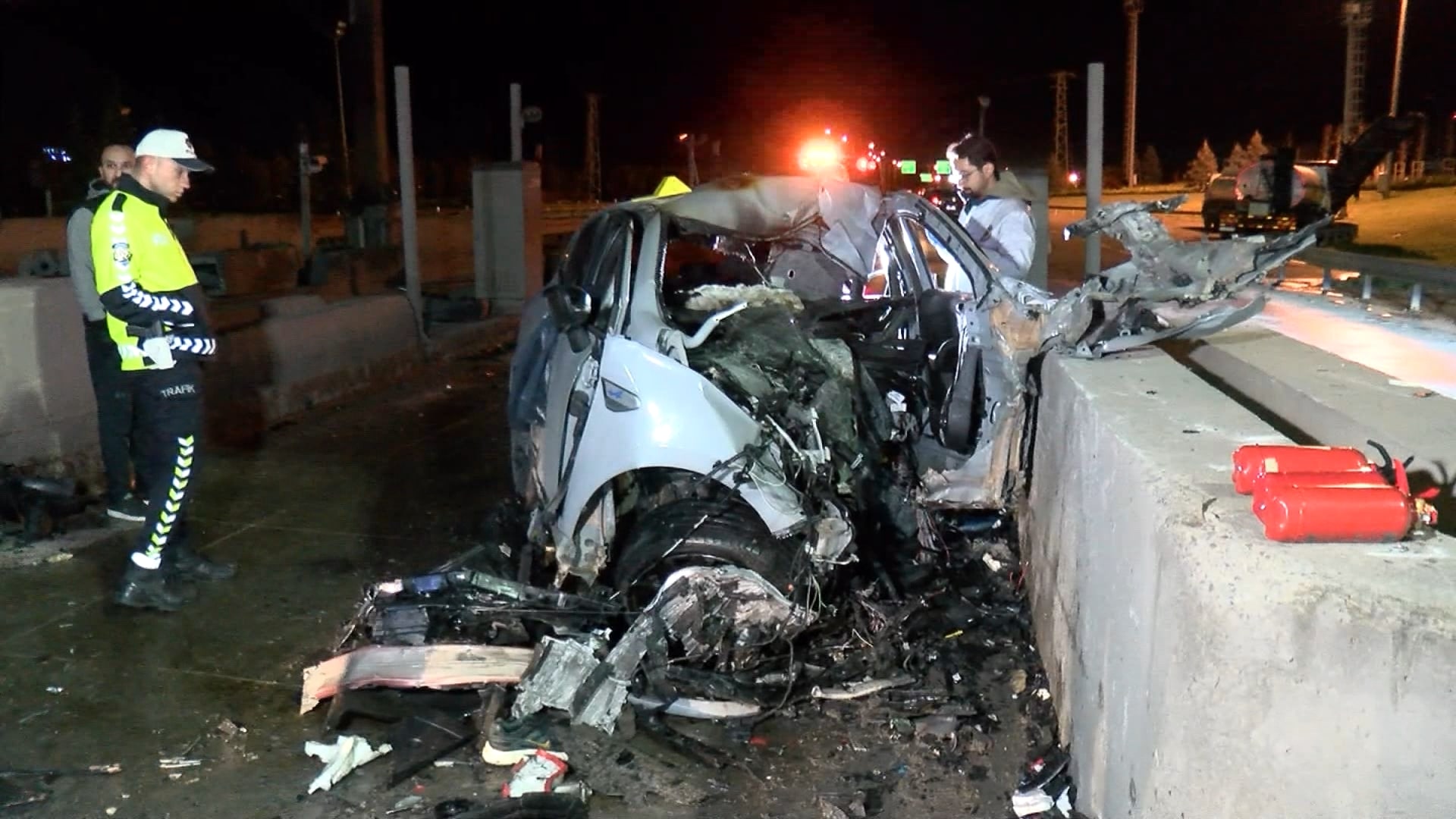 I S T A N B U L T U Z L A’ D A O T O M O B I L I Y L E G I S E L E R 1039984 308621 Min