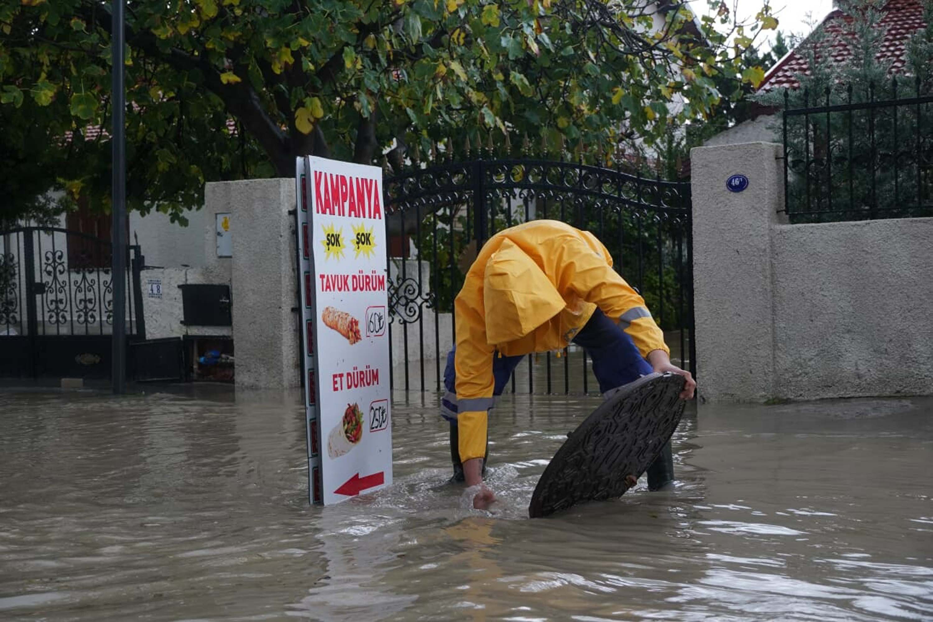 I Z M I R D E S A G A N A K E T K I L I O L D U (5) 1038996 308356 Min