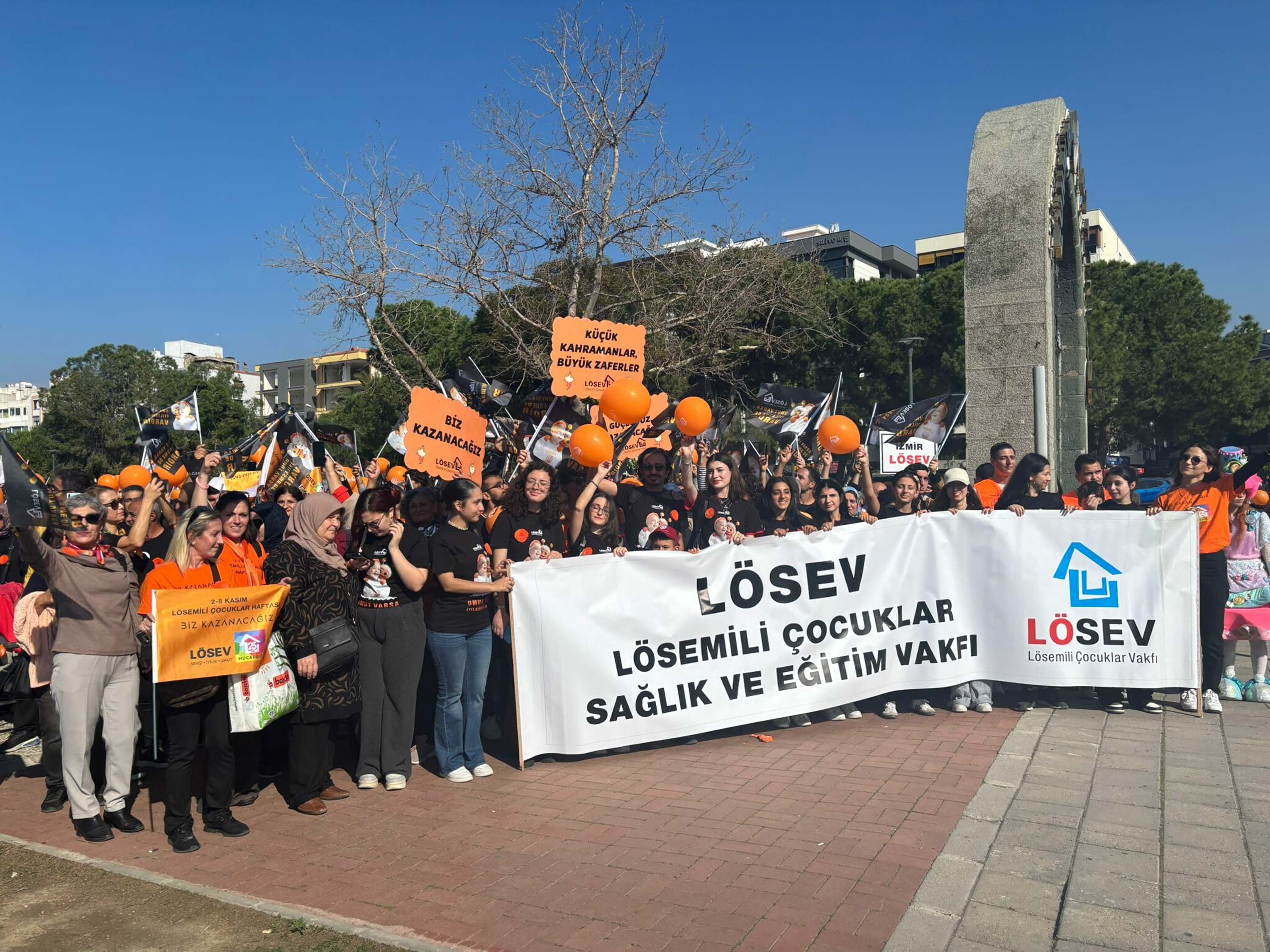 L O S E V D E N I Z M I R D E F A R K I N D A L I K K O R T E J I 1005469 298319 Min