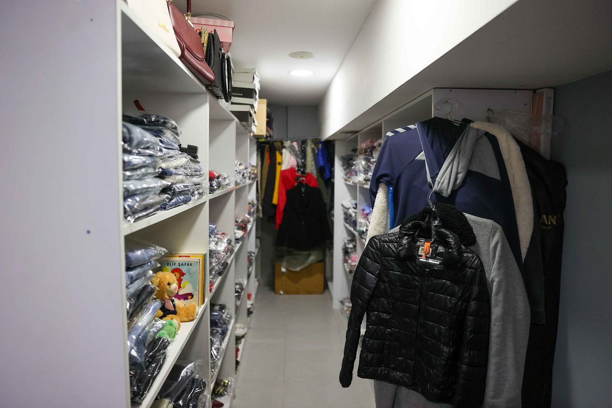 Buca Giysi Kumbarası (4) Min