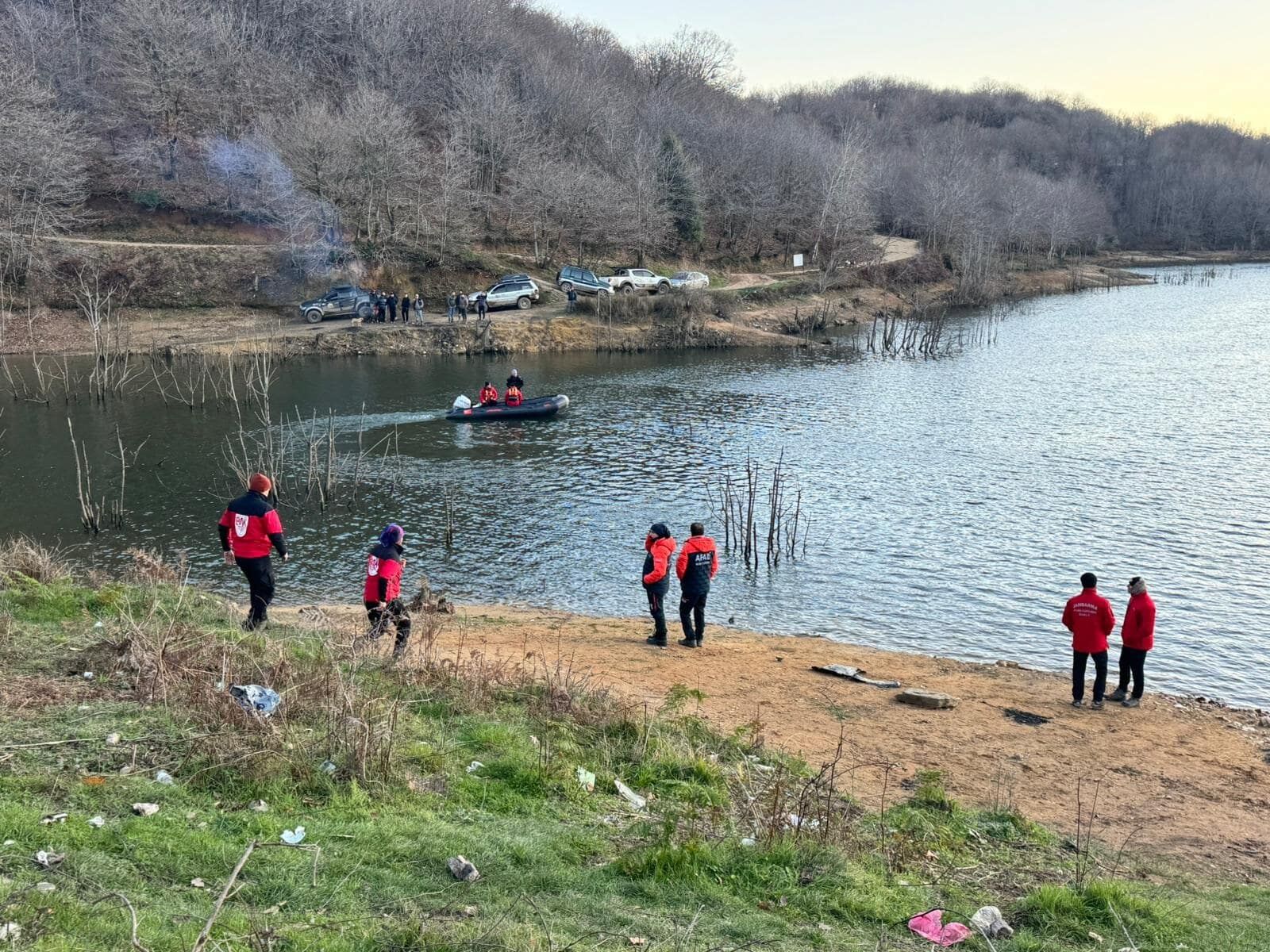 E R K E K A R K A D A S I Y L A T A R T I S T I G I K A M P T A N A R A 1086906 322599 Min