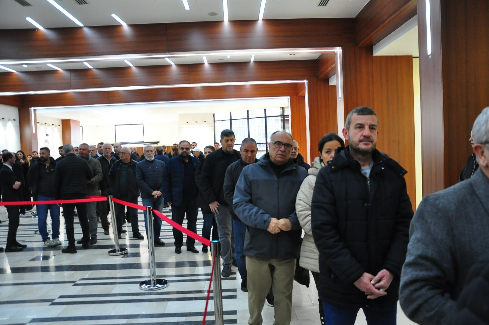 G U L S A H D U R B A Y I C I N I K I N C I G U N D E D E T A Z I Y 1065853 316284 Min