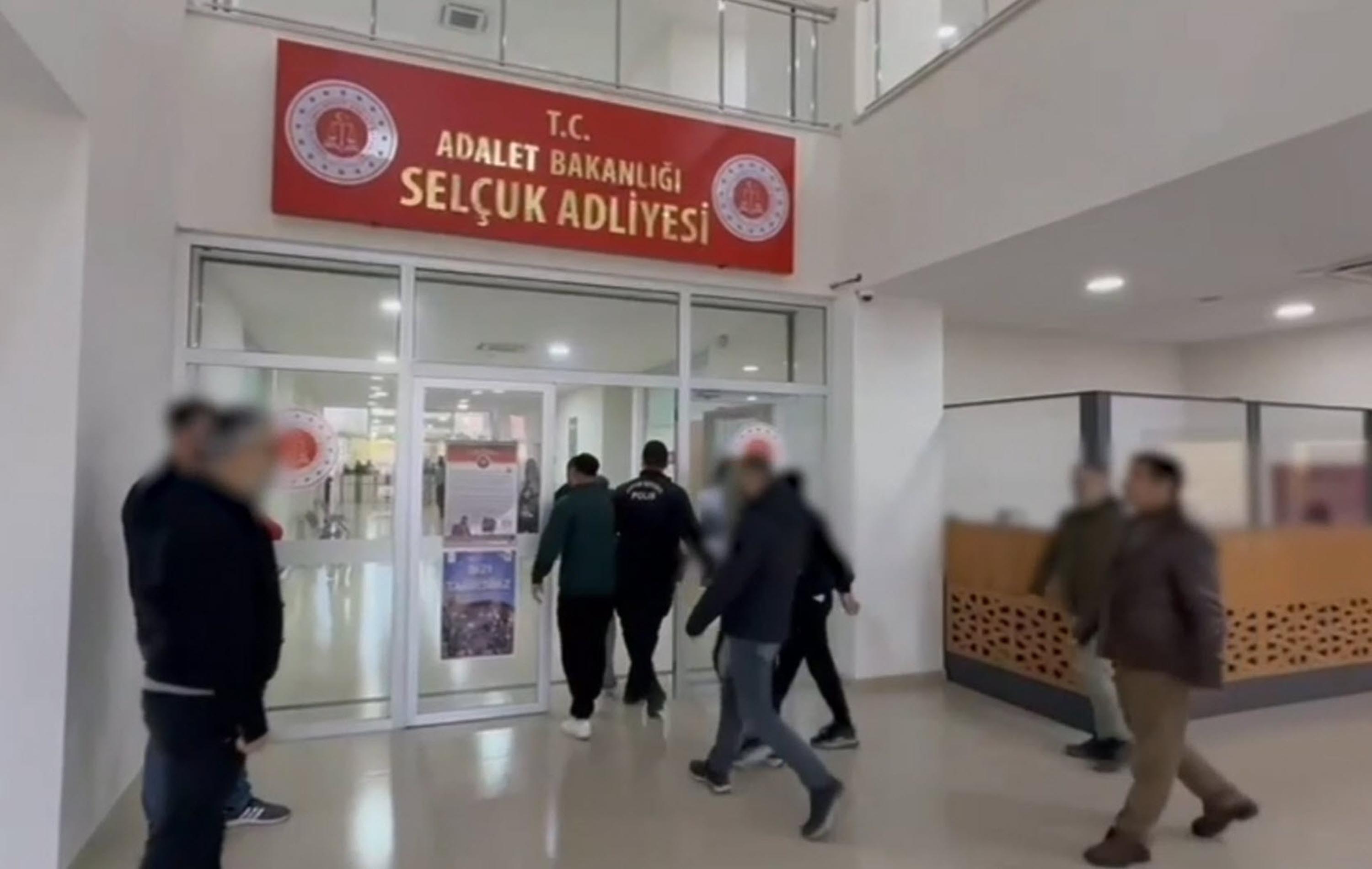 I Z M I R D E U Y U S T U R U C U O P E R A S Y O N U N A 18 T U T U 1074089 318711