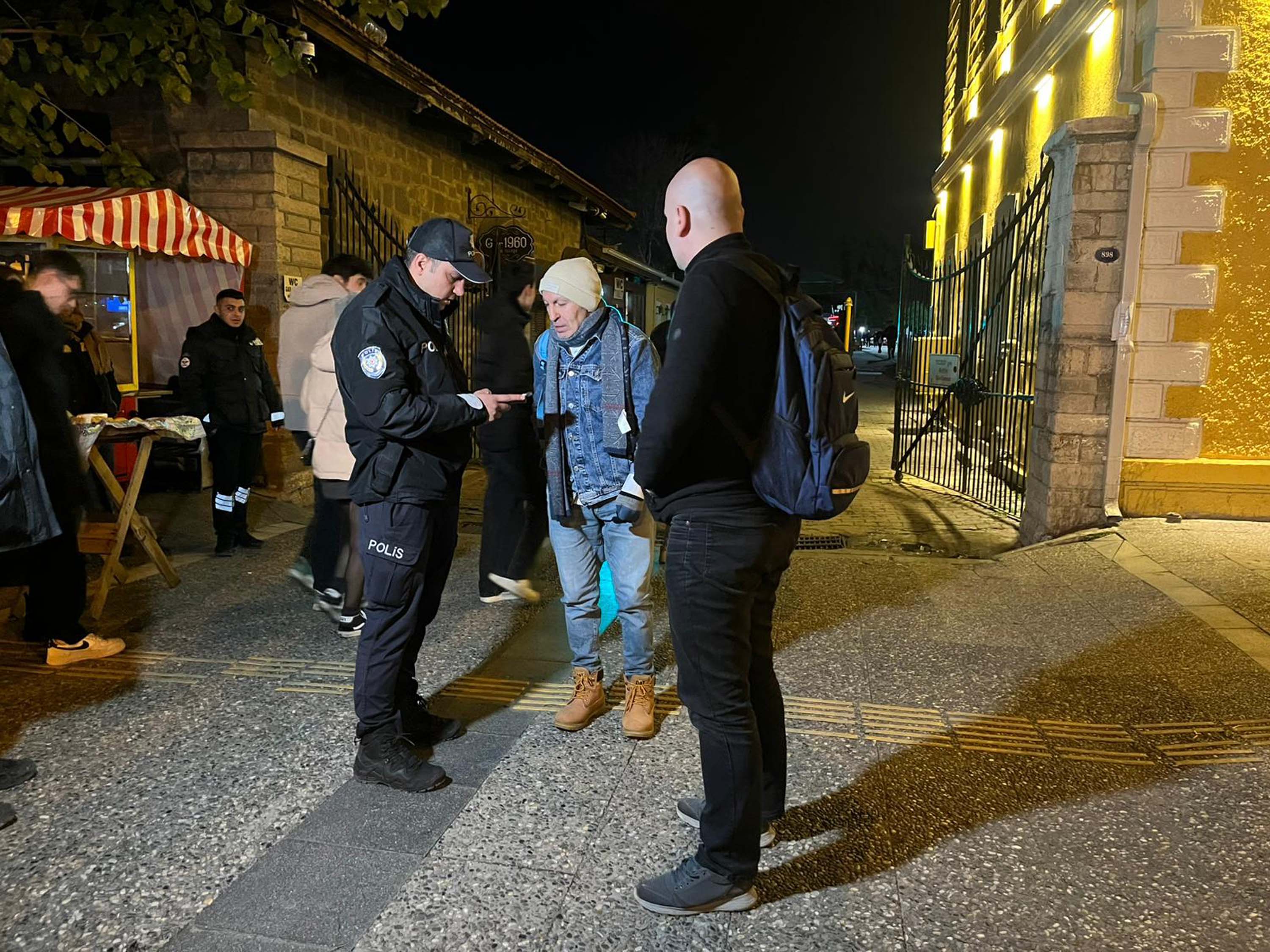 I Z M I R L I L E R Y E N I Y I L K U T L A M A L A R I S U R E R K E N 1091221 323962 Min