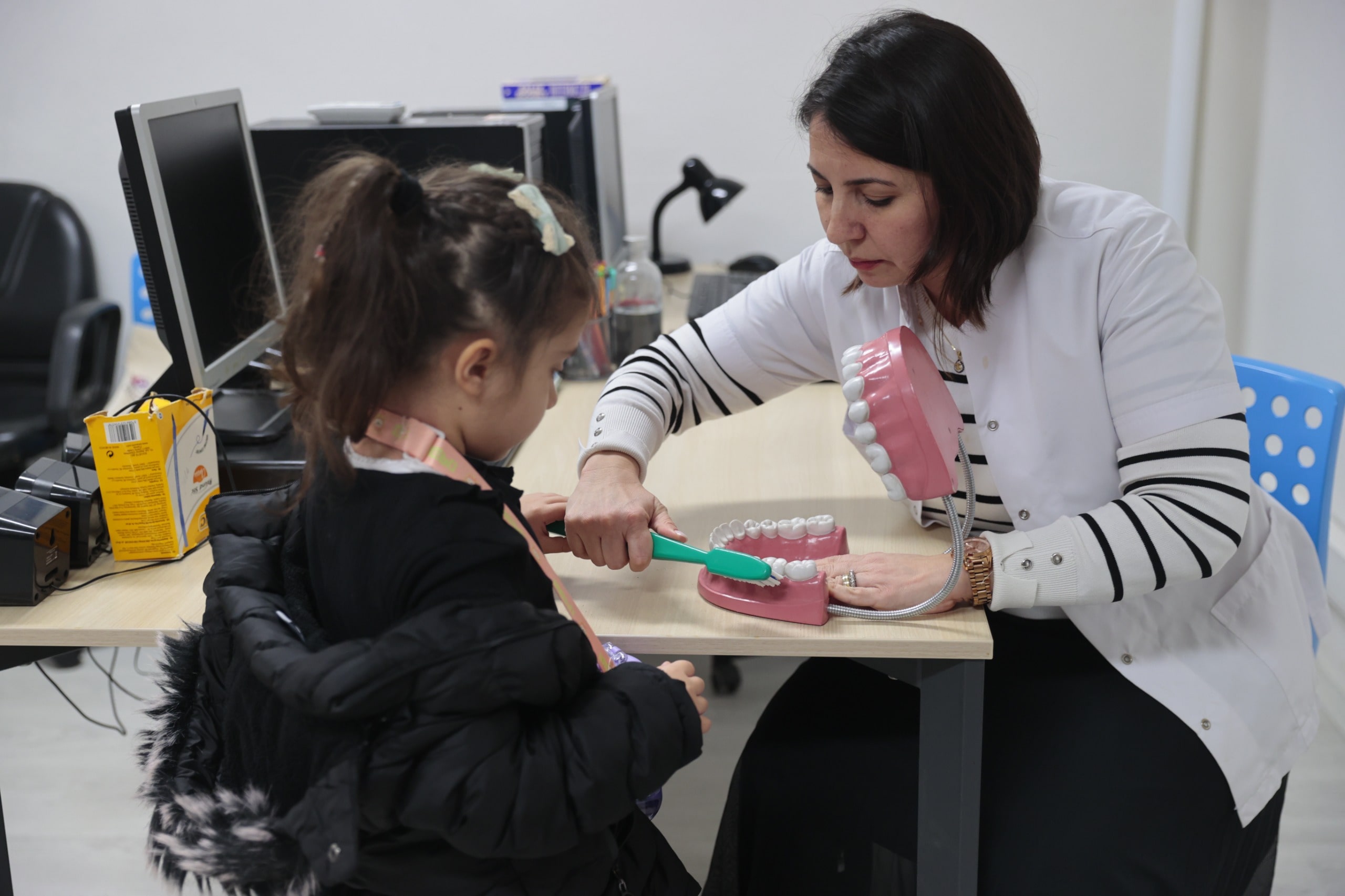 ‘Mutlu Çocuklar’ın Yüzü Sağlıkla Gülüyor (2) Min