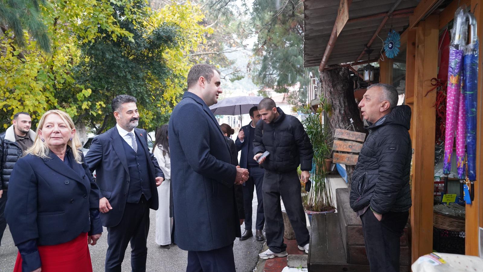 P H O T O 2025 12 25 19 18 10 Min