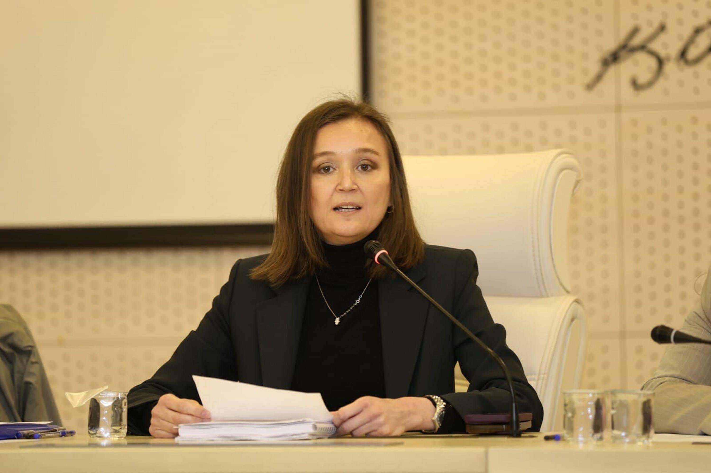 S E H Z A D E L E R B E L E D I Y E B A S K A N I G U L S A H D U R B A 1055460 313218 Min