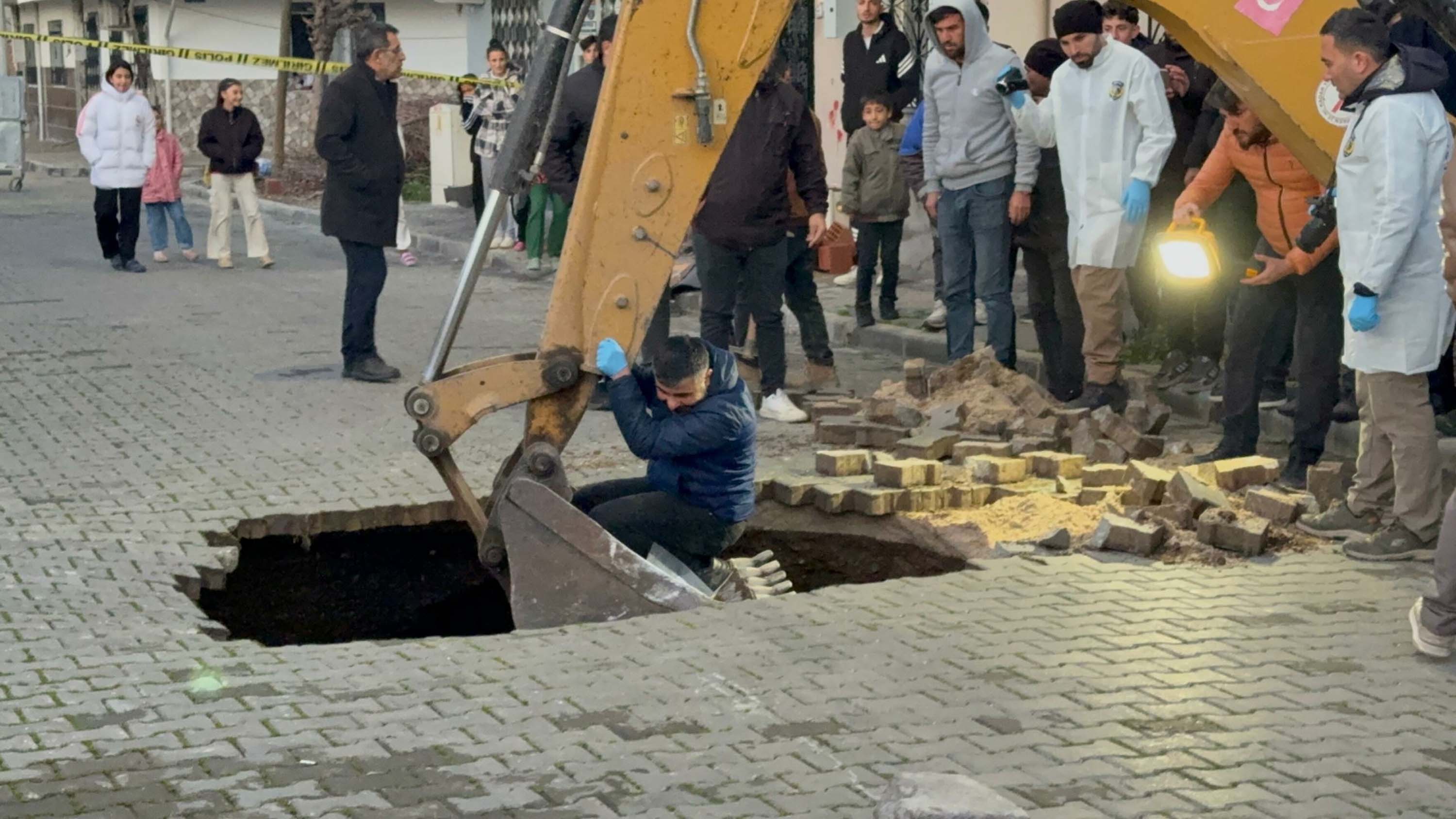 Manisada Coken Yolda Insan Kafatasi Ve 1105368 328126 (1)