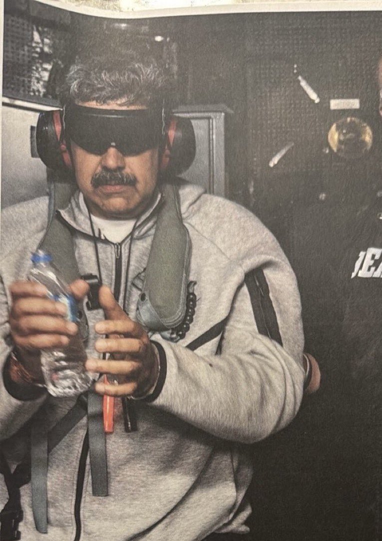 T R U M P M A D U R O N U N F O T O G R A F I N I P A Y L A S T I 1096705 325534 Min-1