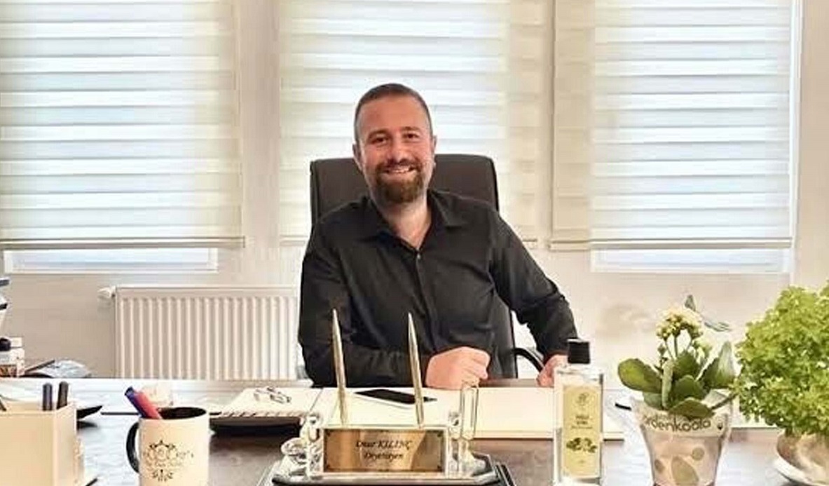 Carsaf Giydirilmis Domuz Gorseli Paylasa 1158205 343904 (1)