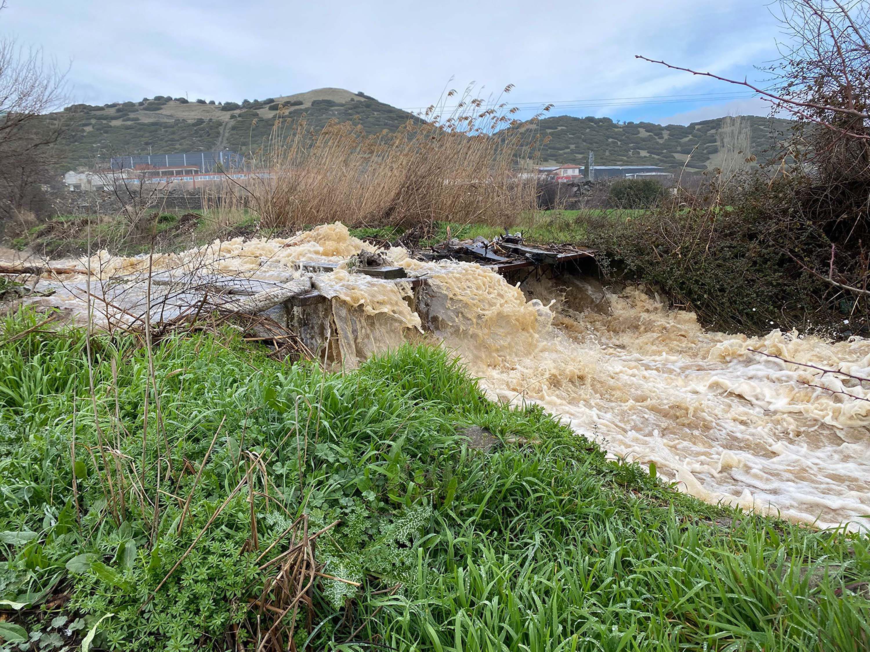 Manisada Dereler Tasti Tarim Arazileri 1175005 349035 (1)