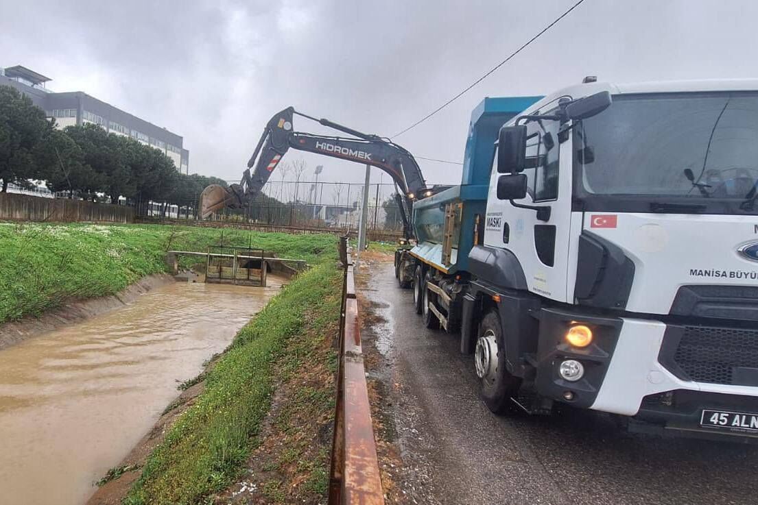 Büyükşehir Ve Maski̇ Ekipleri Yağışa Karşı Teyakkuzda (4) (1)