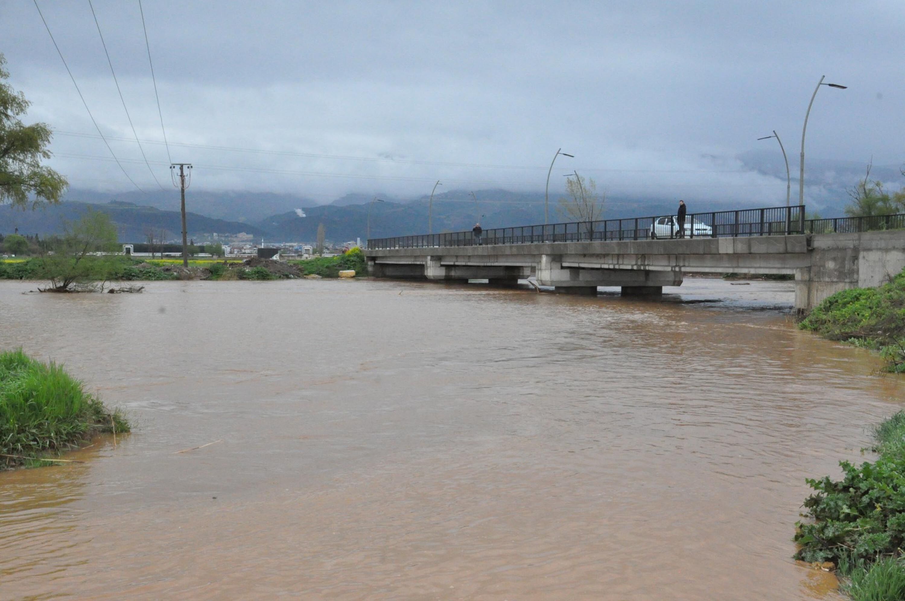 Salihlide Dereler Tasti Tarim Araziler 1234811 367218 (1)