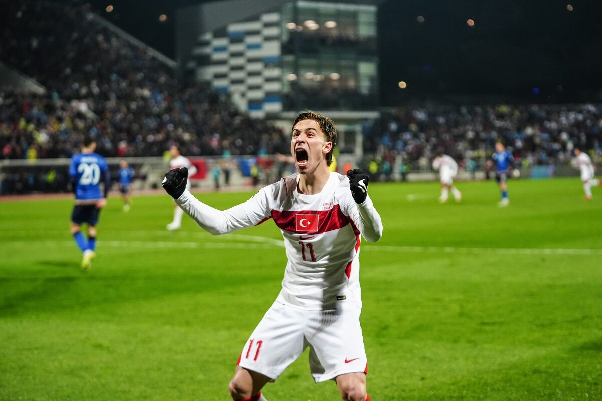 A Milli Futbol Takimi 24 Yil Sonra Duny 1238552 368390 (2)