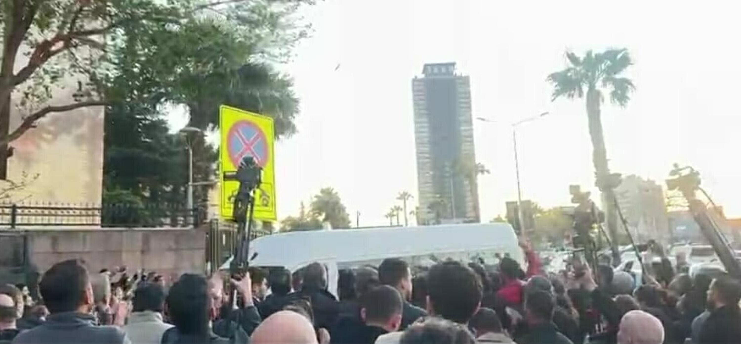 B O R N O V A B E L E D I Y E B A S K A N I E S K I I L E D I G E R 1254092 373213