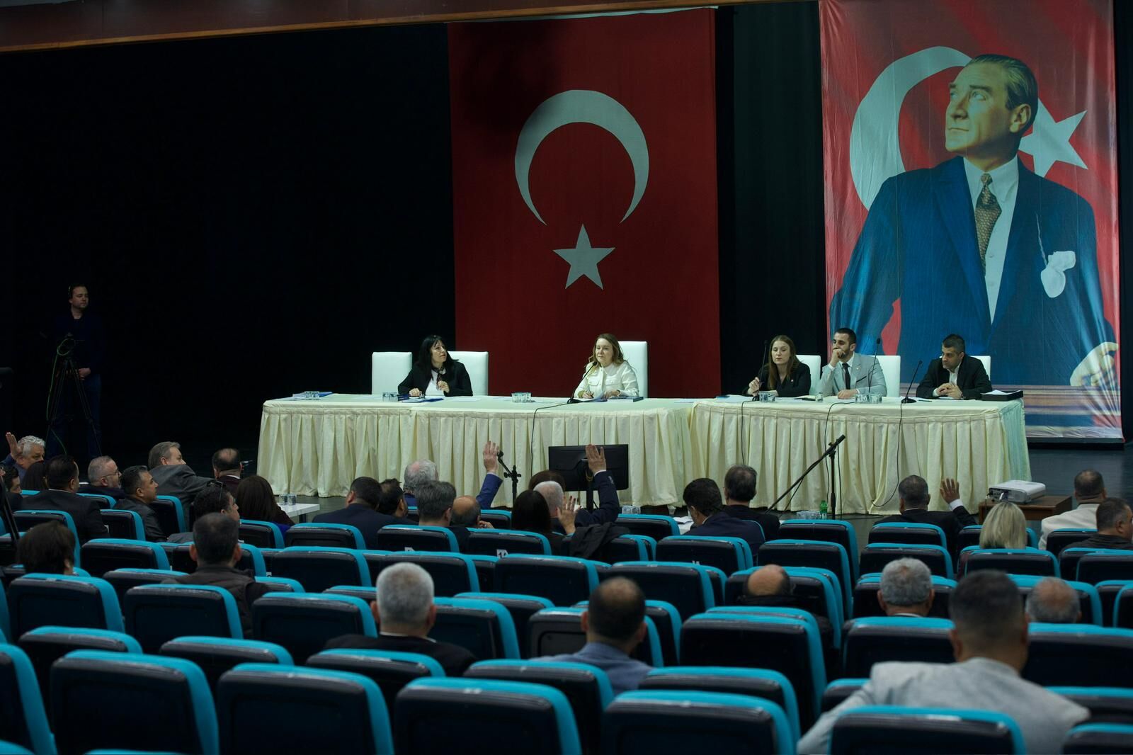 Konak Meclisi’nden Ruhsat Ücretlerine Düzenleme Hamlesi (2)