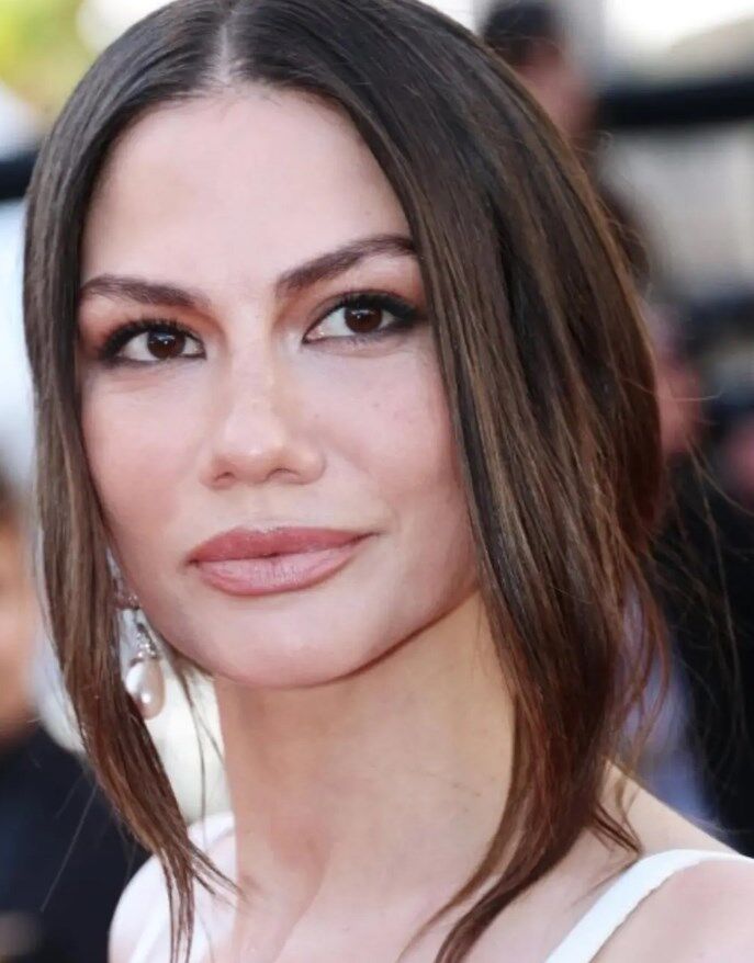 Demet Öz2