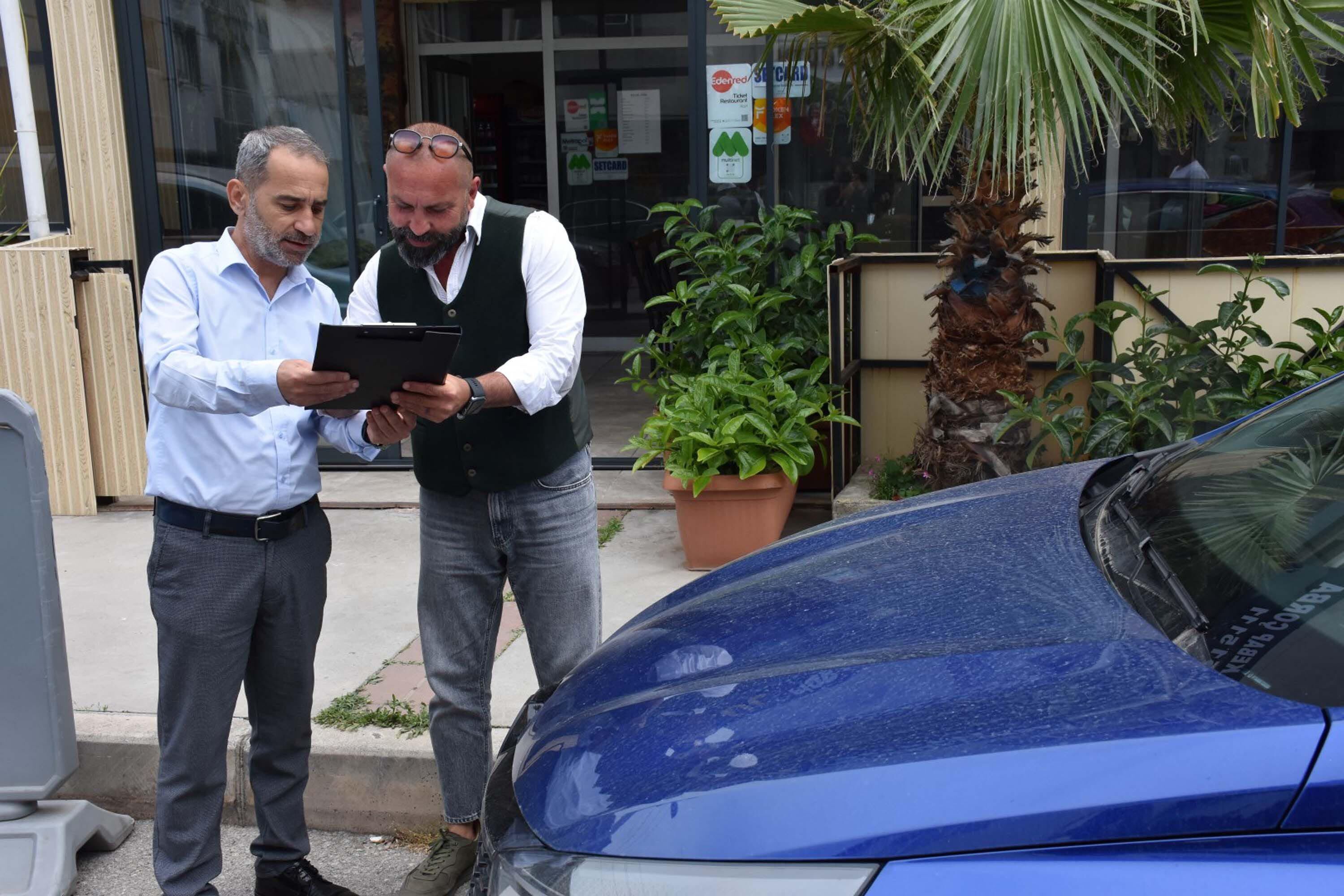 Izmirde Bayram Oncesi Kiralik Arac Reze 1327747 394430 (1)