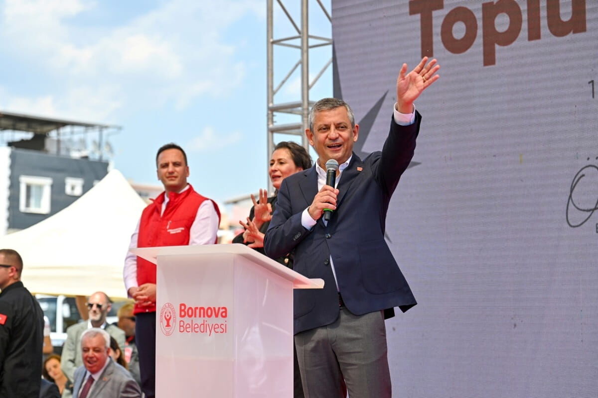Ozgurozel-2