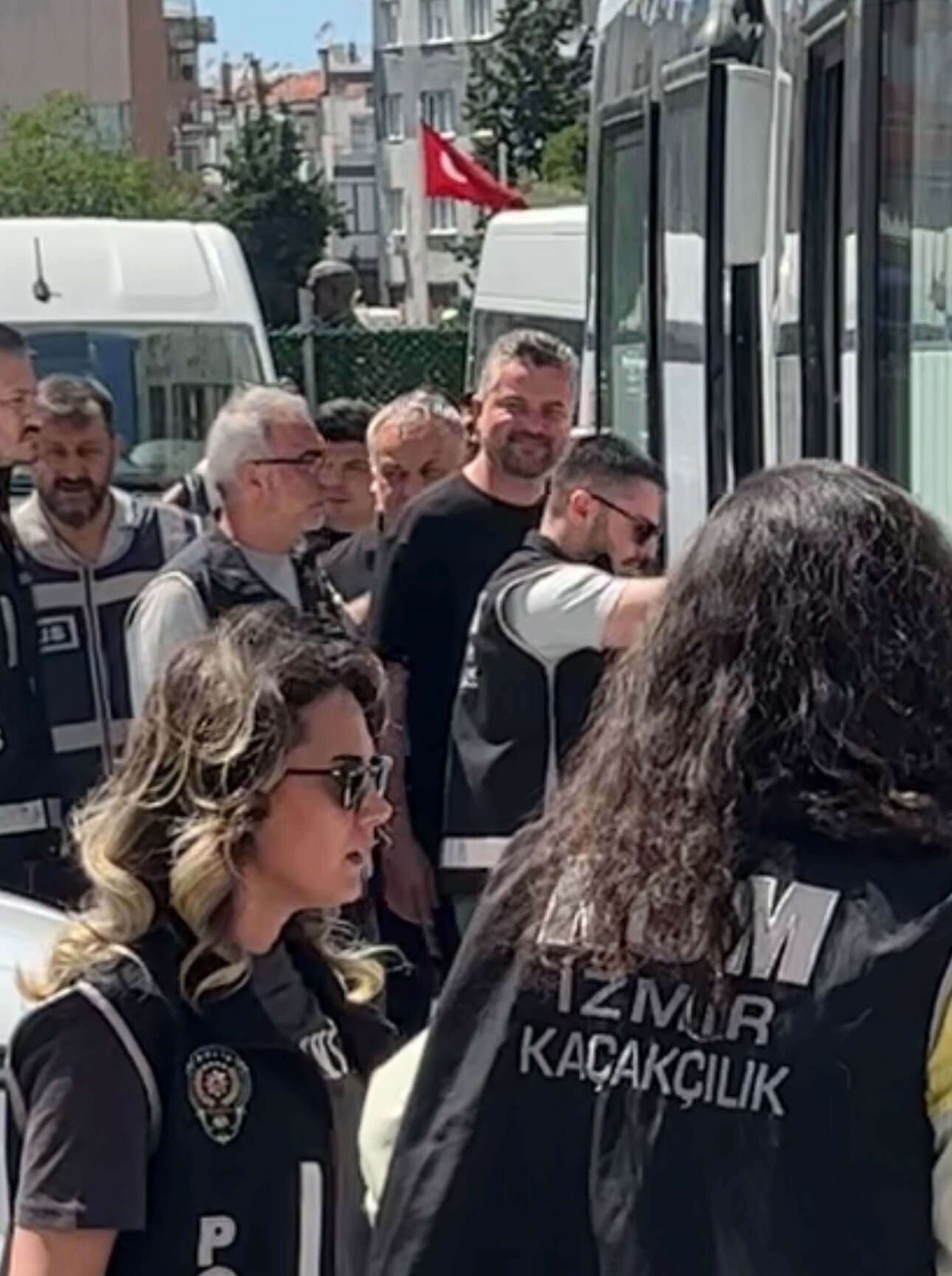 Buca Belediyesine Yonelik ‘Yolsuzluk’ O 1341262 398376 (1)