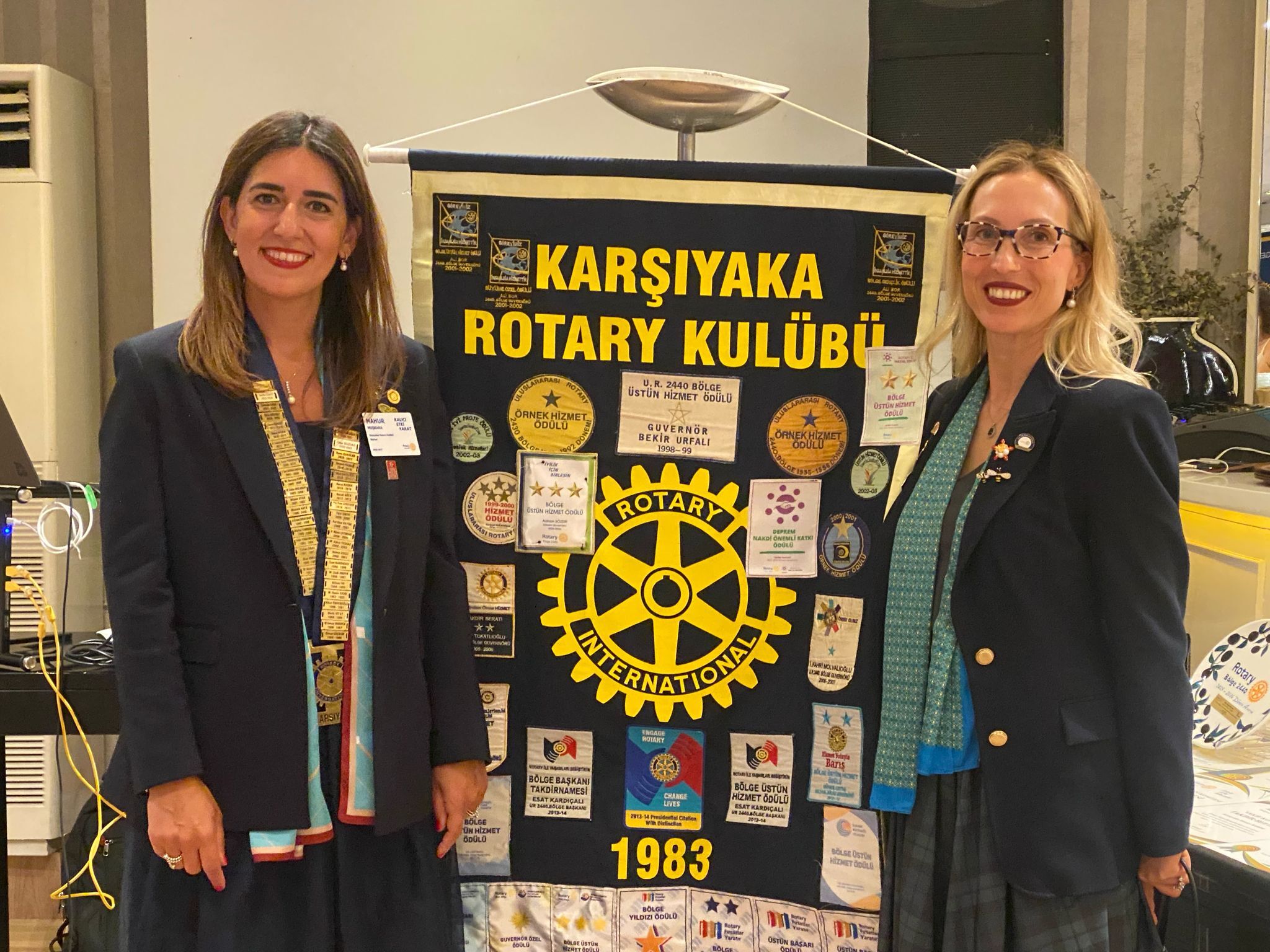 Karşıyaka Rotary Kulübü’nde başkanlık devir teslim töreni gerçekleşti